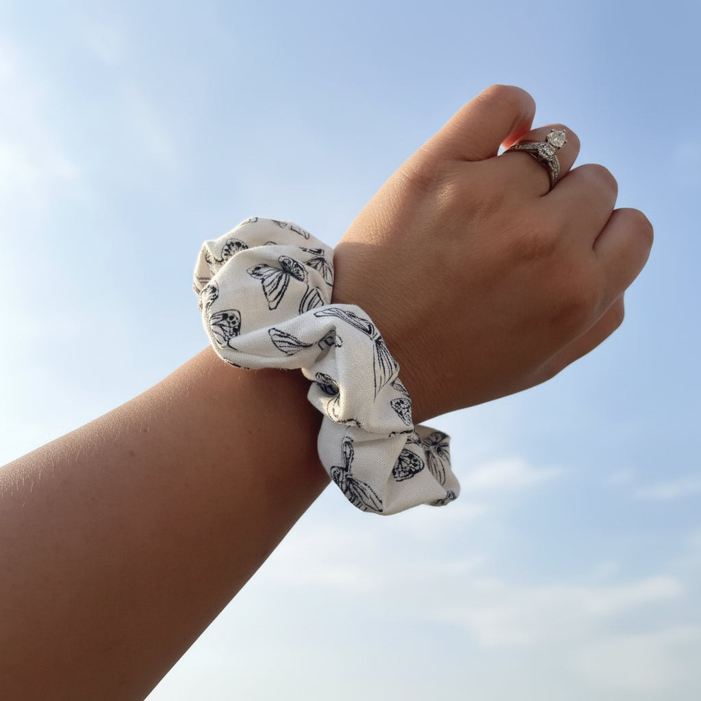 Butterflies - Scrunchie Medium