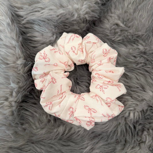Coqueta Pink Bow - Scrunchie Large